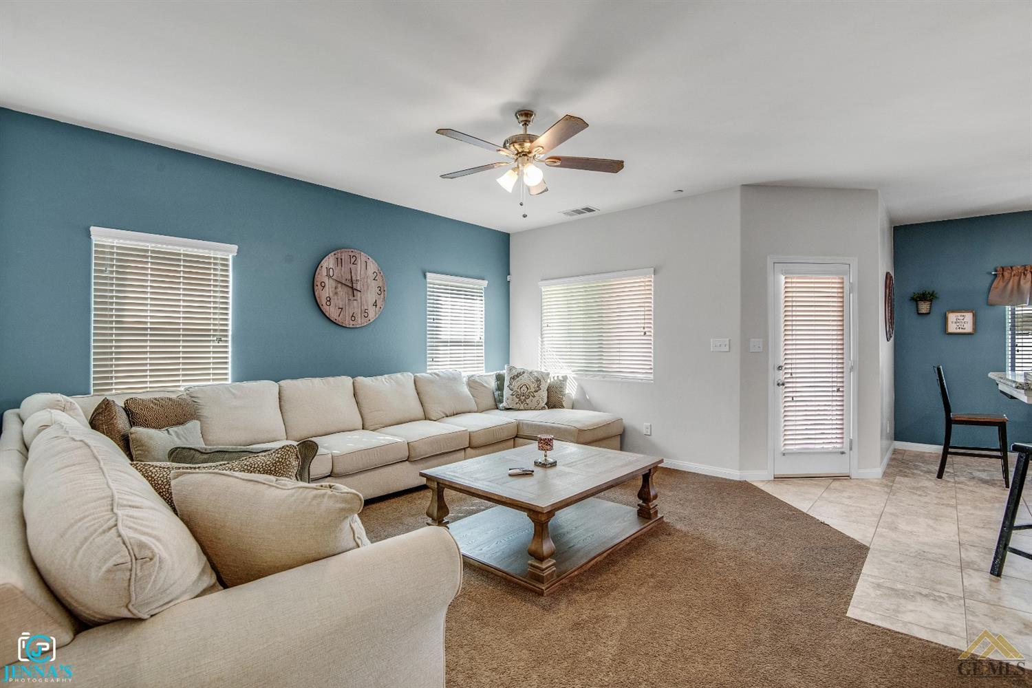 7707 Rhine Drive Bakersfield, CA 93313 - Photo 8 of 33