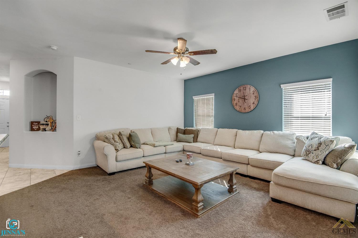 7707 Rhine Drive Bakersfield, CA 93313 - Photo 9 of 33