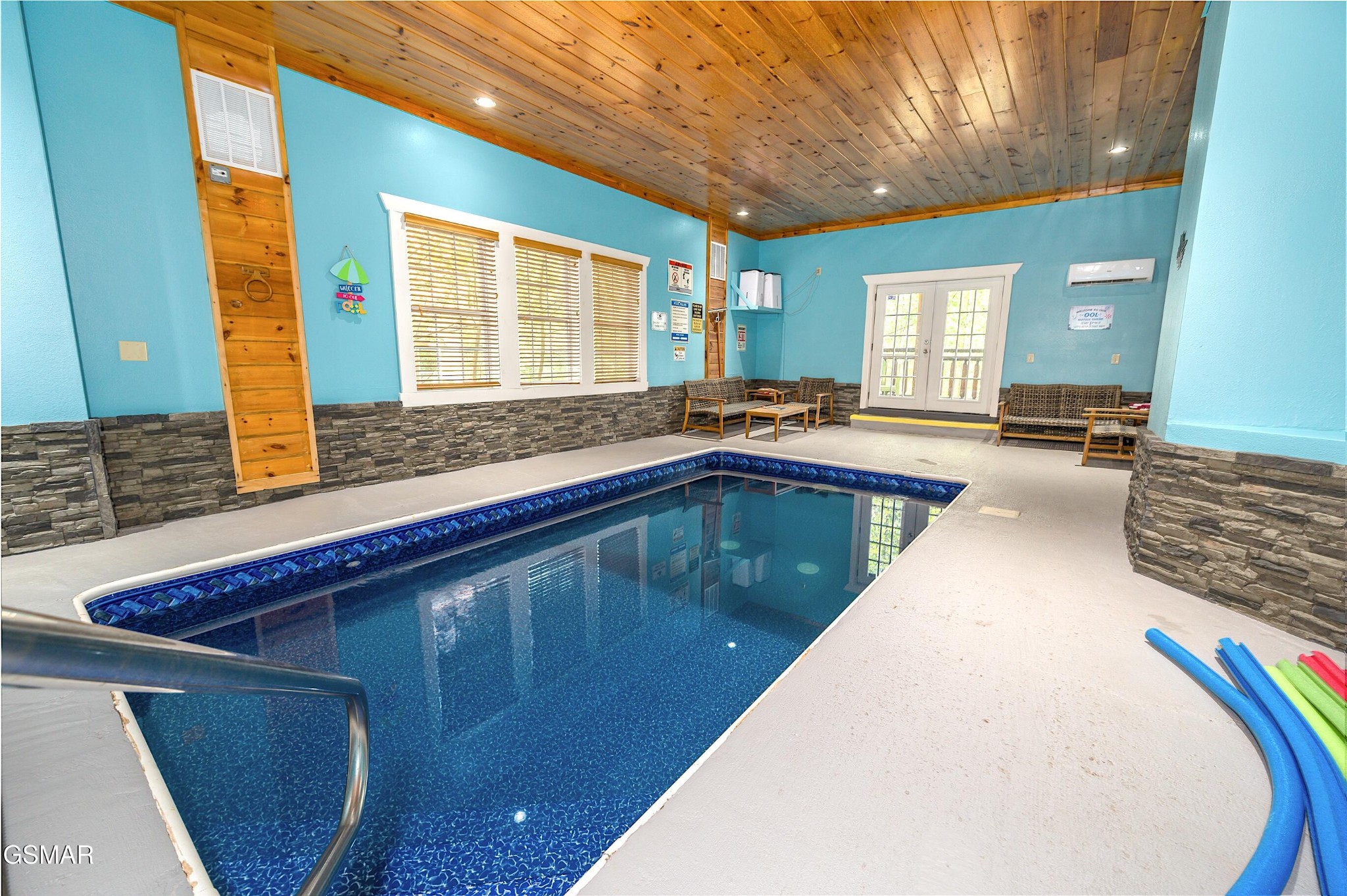 4319 Forest Ridge Way Pigeon Forge, TN 37863 - Photo 4 of 46 Gallery Image 4