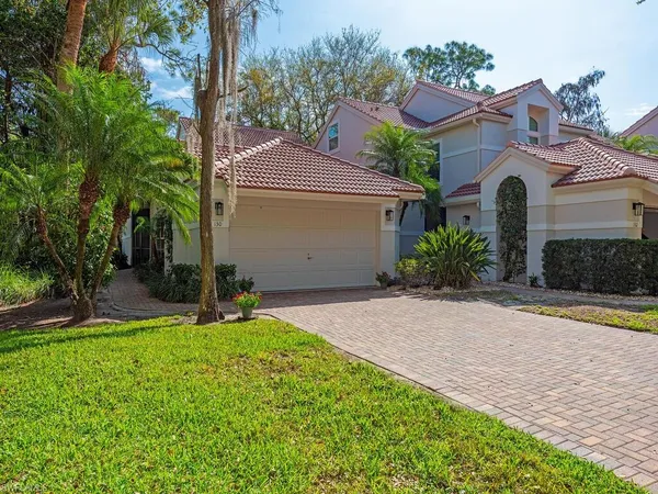 $745,000 | 130 Amblewood Lane, Unit 8801, Naples, FL 34105