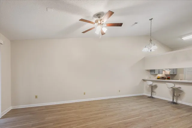 $2,100 | 3588 Wexford Court, Tallahassee, FL 32309