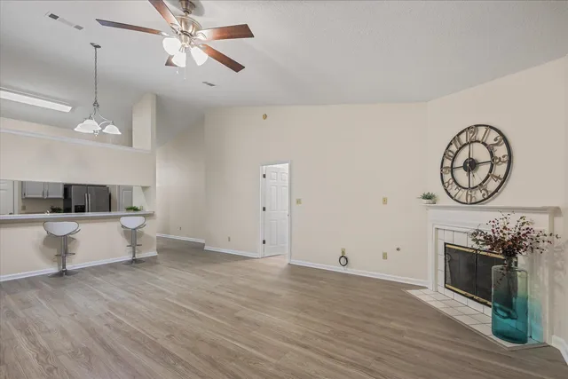 $2,100 | 3588 Wexford Court, Tallahassee, FL 32309