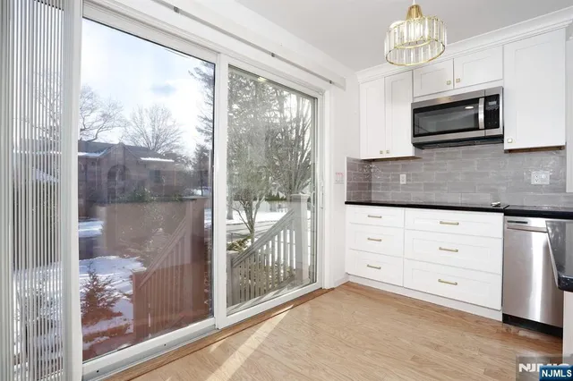 $878,000 | 31 Madison Avenue, Demarest, NJ 07627