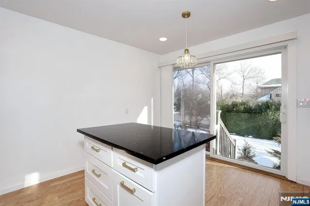 $878,000 | 31 Madison Avenue, Demarest, NJ 07627