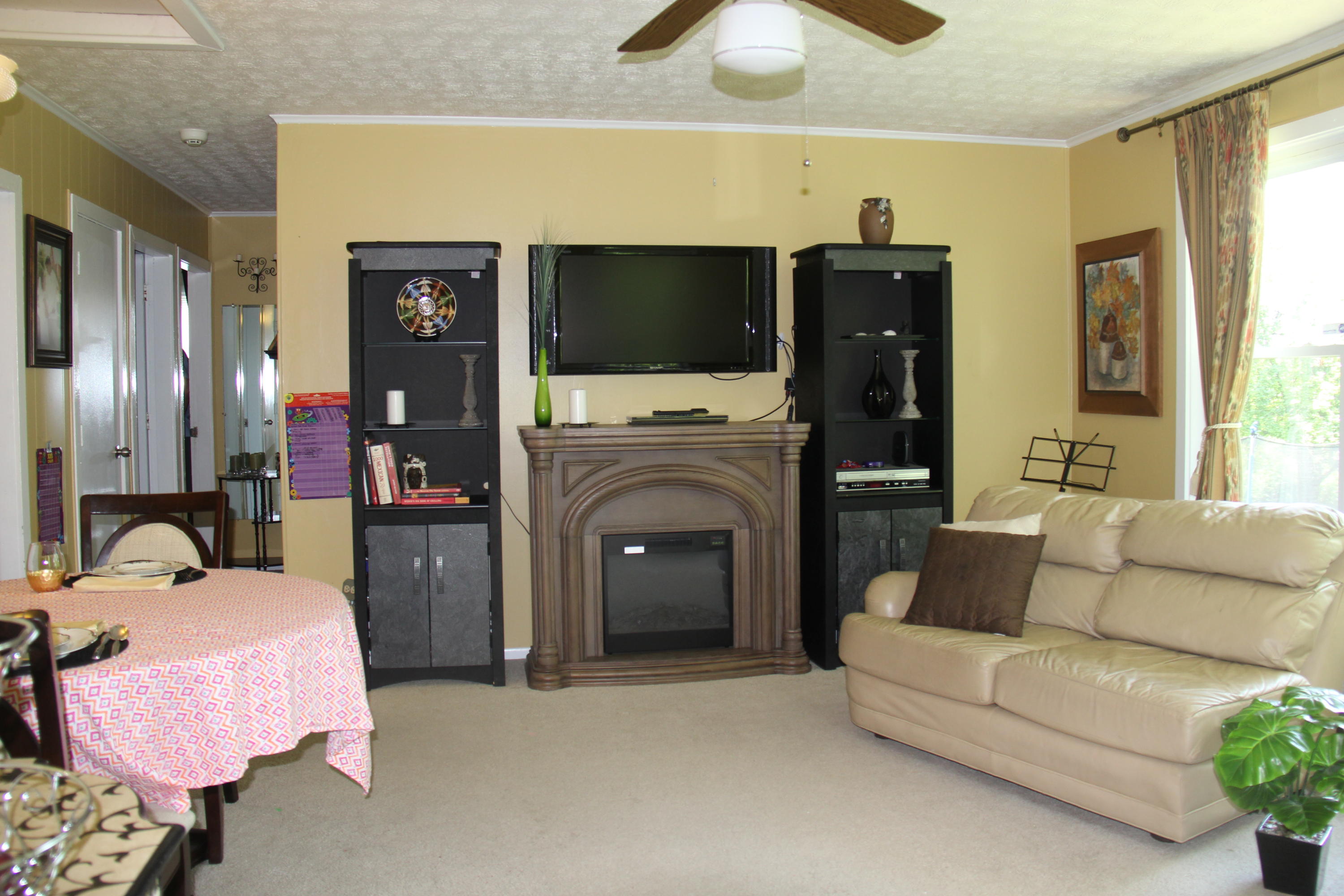 119 Potomac Circle Oak Ridge, TN 37830 - Photo 4 of 14 IMG_4342