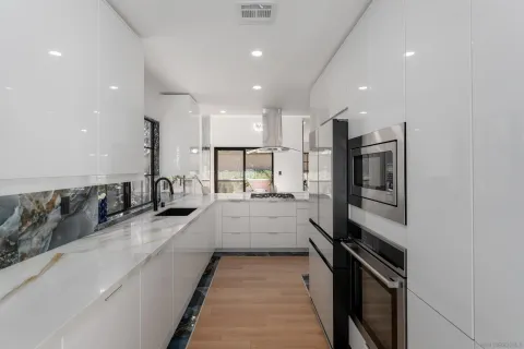 $1,399,000 | 3510 Voyager Circle, San Diego, CA 92130