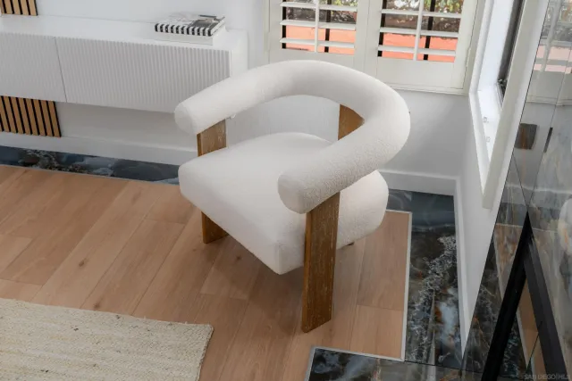 a en suite bathroom with a sink and mirror