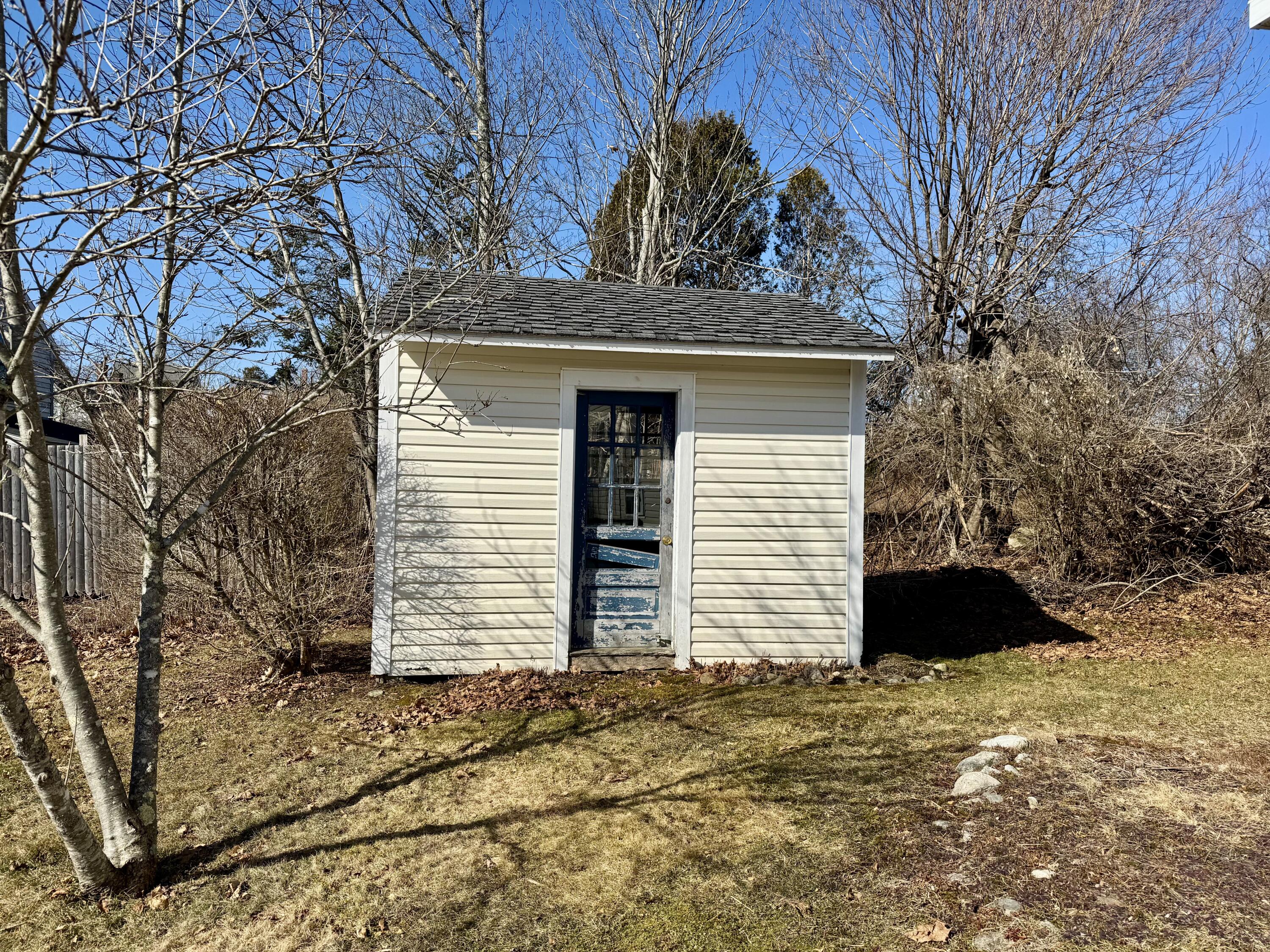 18 Mortland Road Searsport, ME 04974 - Photo 4 of 35 IMG_6800