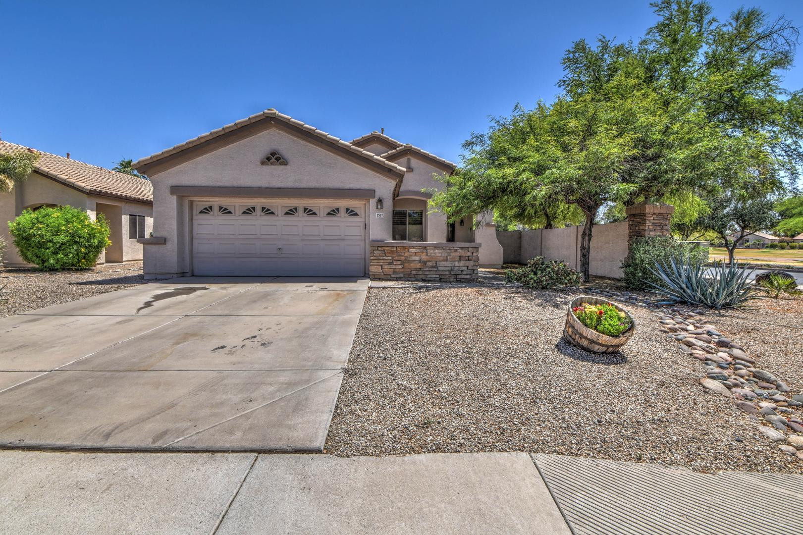 2567 East Brooks Street Gilbert, AZ 85296 - Photo 1 of 28 Photo #1