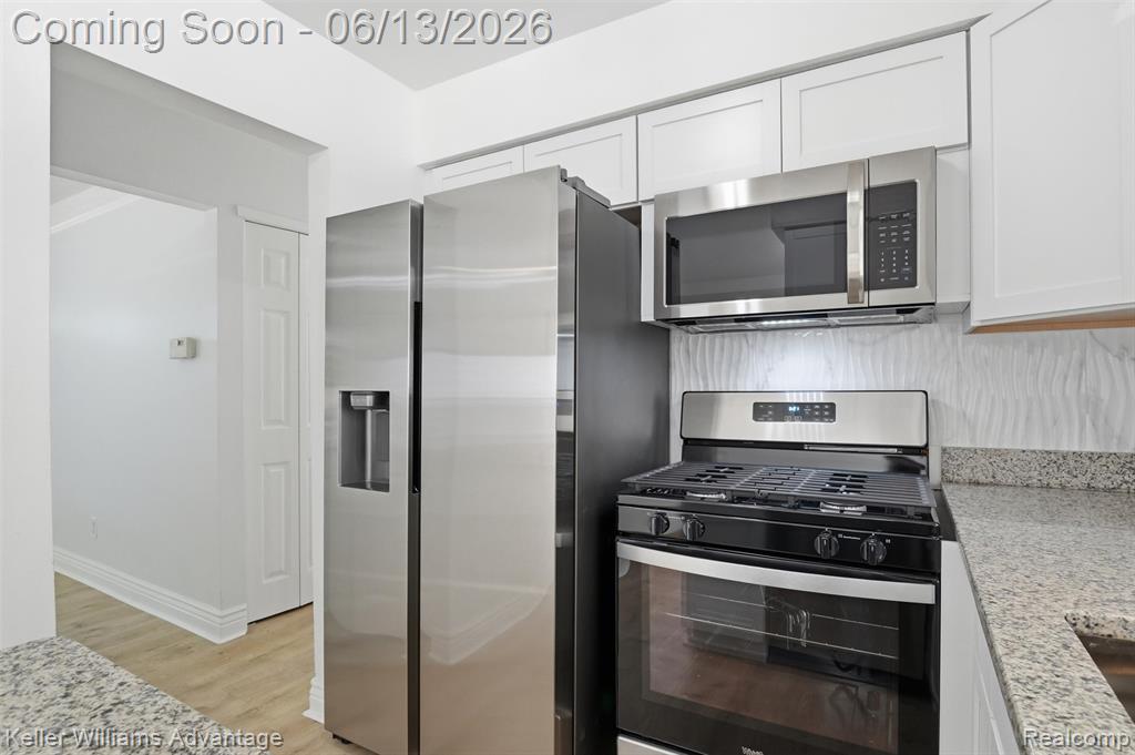 9883 William Street Taylor, MI 48180 - Photo 12 of 40