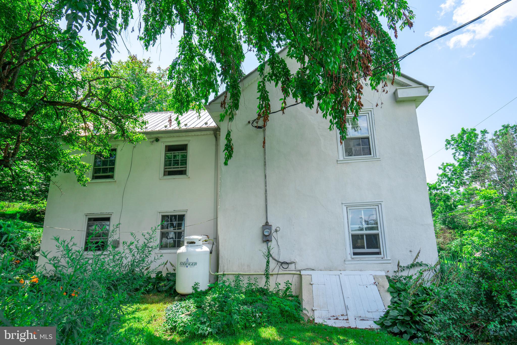 81 Stove Road Barto, PA 19504 - Photo 4 of 59 Gallery Image 4