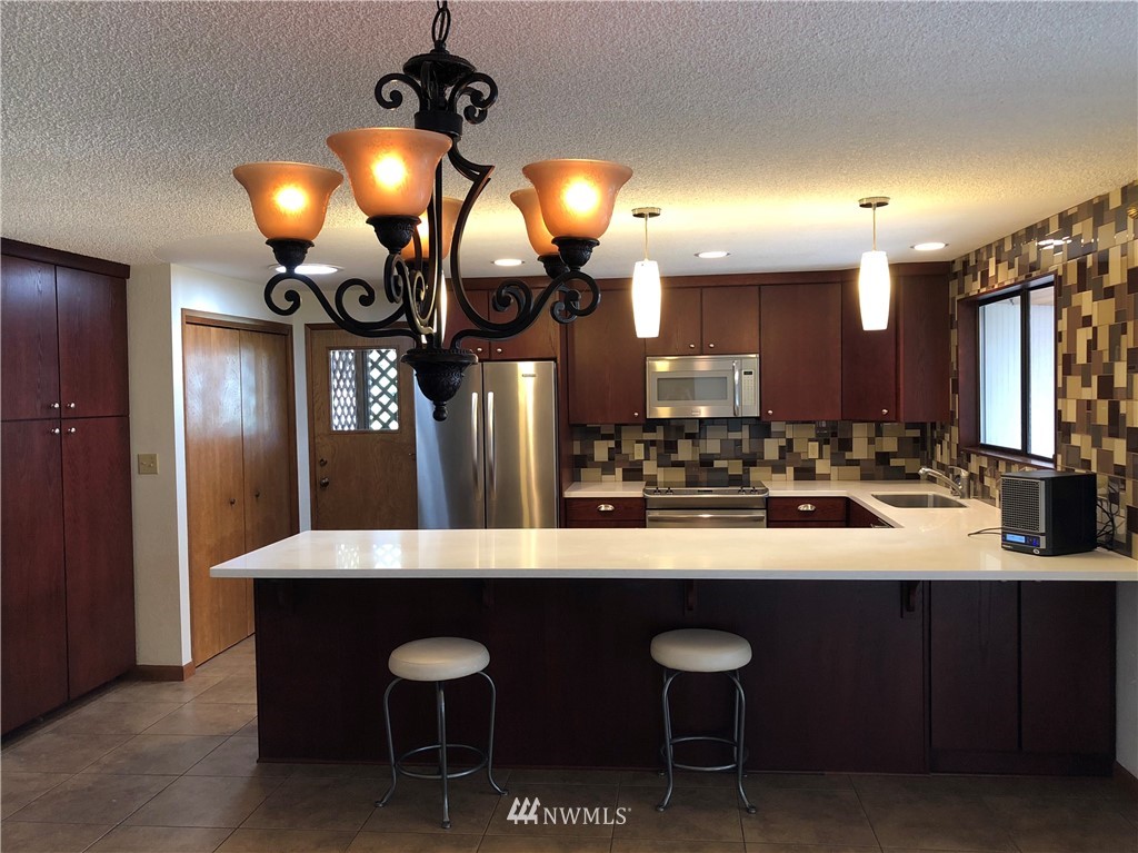 1250 Racine Street Bellingham, WA 98229 - Photo 3 of 17 Gallery Image 3