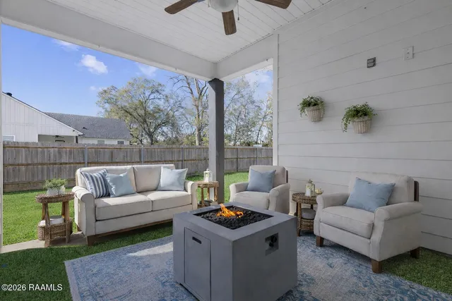 $240,000 | 134 Twin Meadow Lane, Lafayette, LA 70508