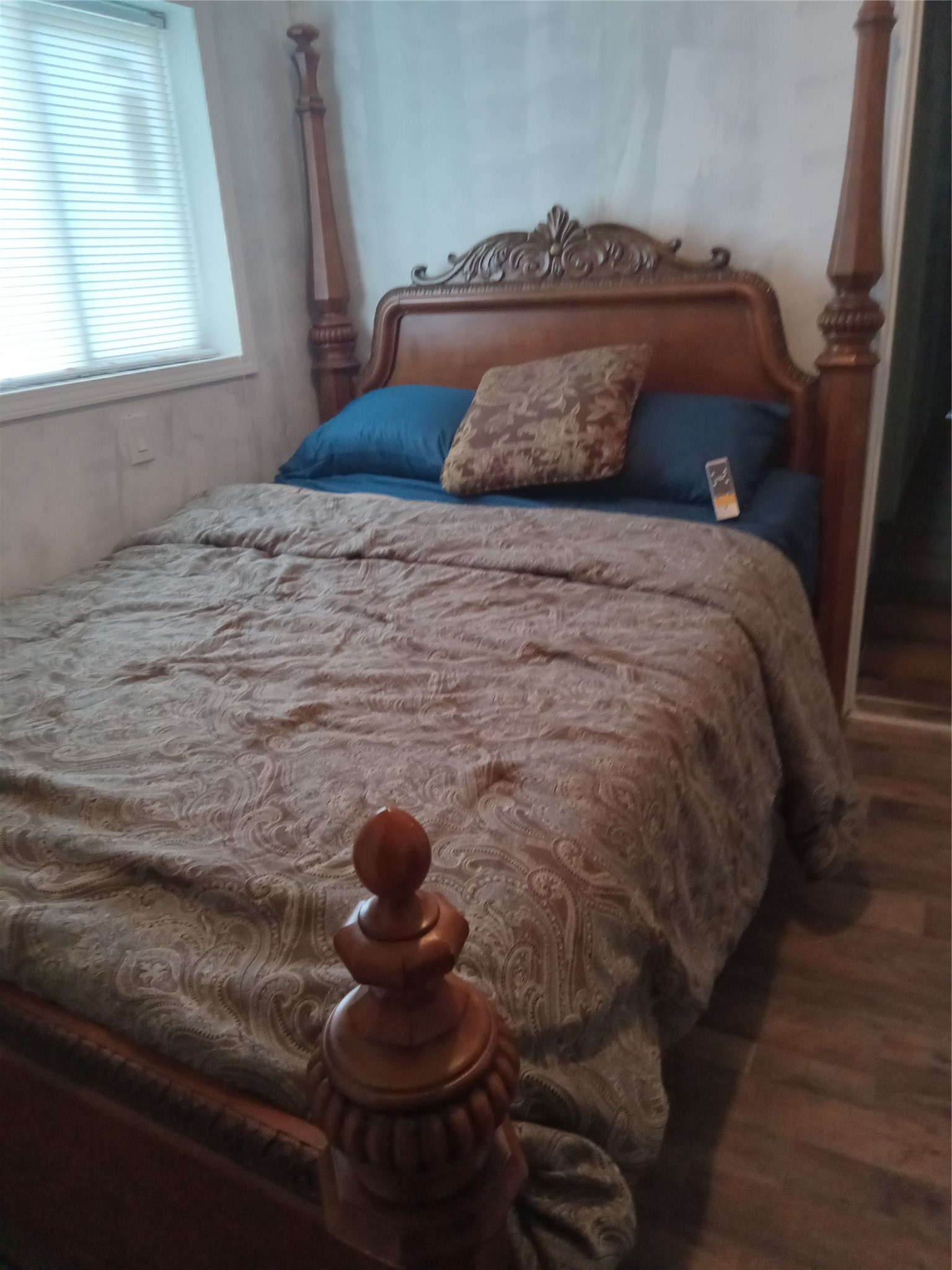 15910 Hartman Road Magnolia, TX 77355 - Photo 8 of 25 a bedroom with a bed and window