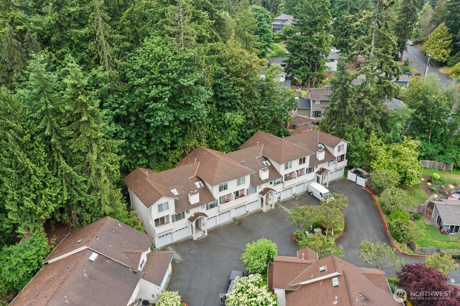 8828 238th Street Southwest, Unit D1 Edmonds, WA 98026 - Photo 35 of 40