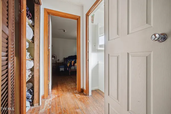 $75,000 | 124 Clinchco Main Street, Clinchco, VA 24226