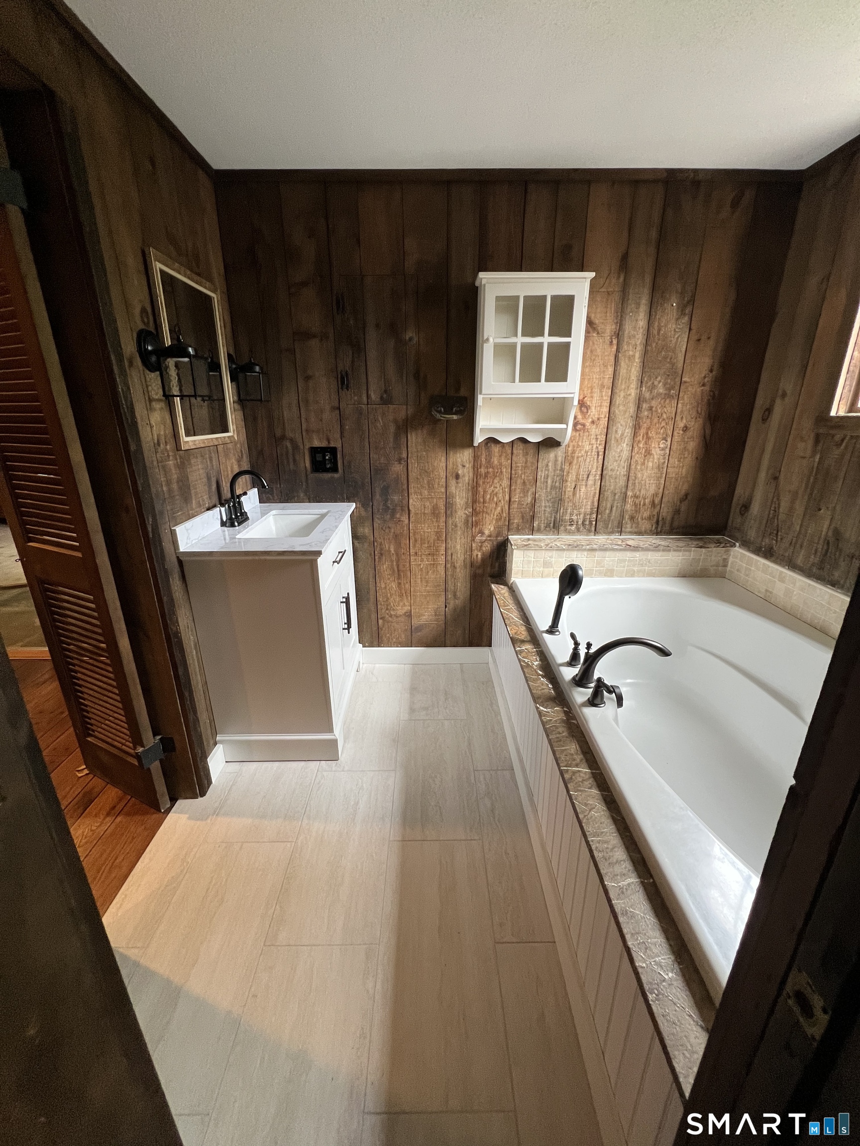 45 Ball Pond Road Danbury, CT 06811 - Photo 10 of 12