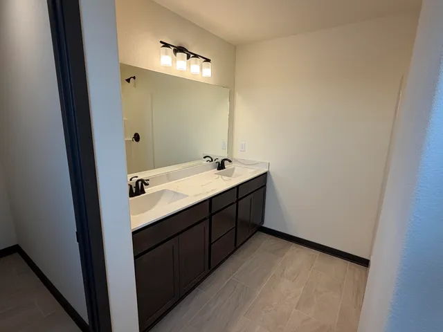 $564,900 | 1388 Periwinkle Pass, Oconomowoc, WI 53066