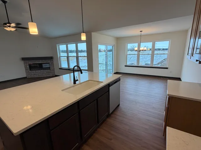 $564,900 | 1388 Periwinkle Pass, Oconomowoc, WI 53066