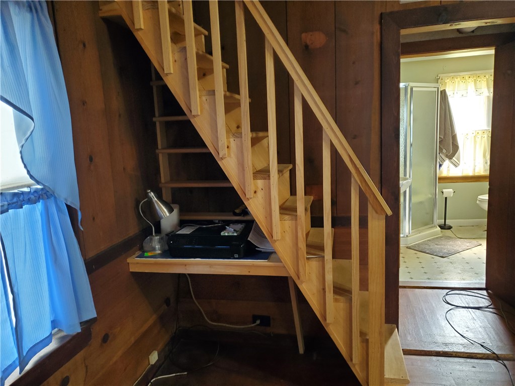 95 Mohawk Street Coventry, RI 02816 - Photo 11 of 42