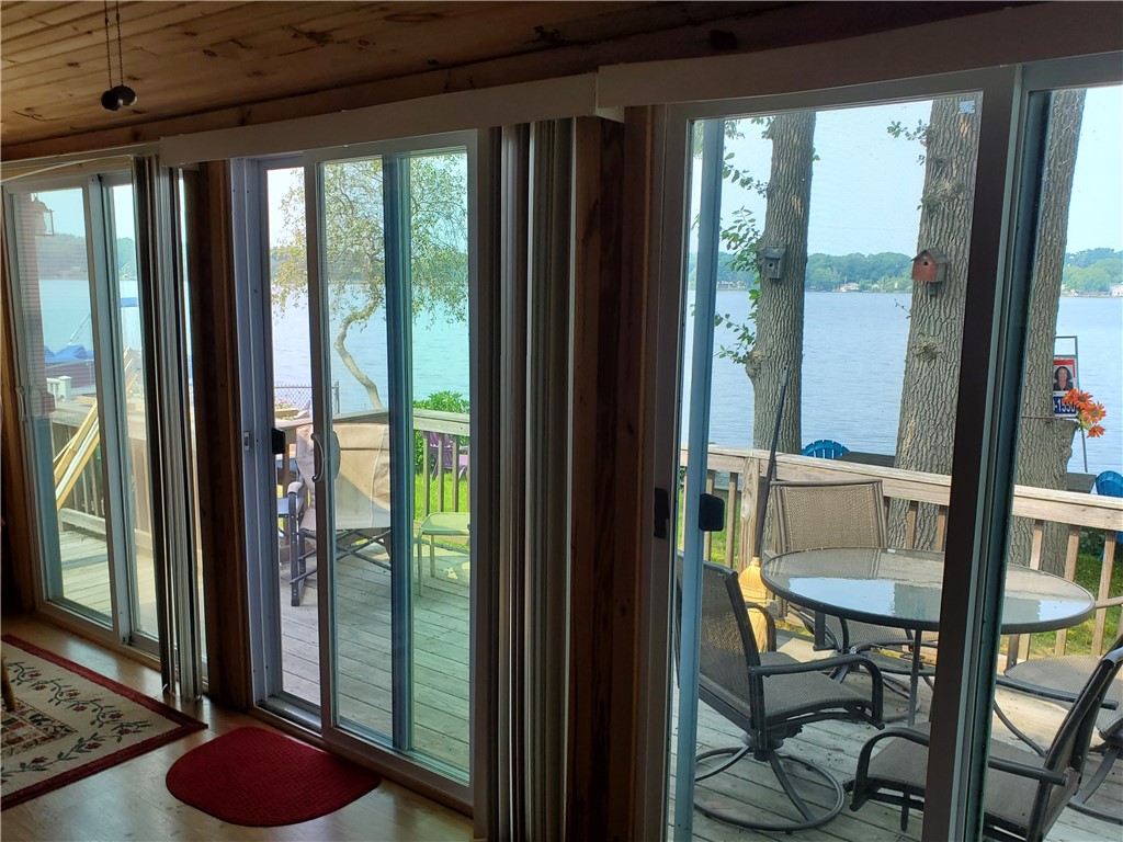 95 Mohawk Street Coventry, RI 02816 - Photo 21 of 42