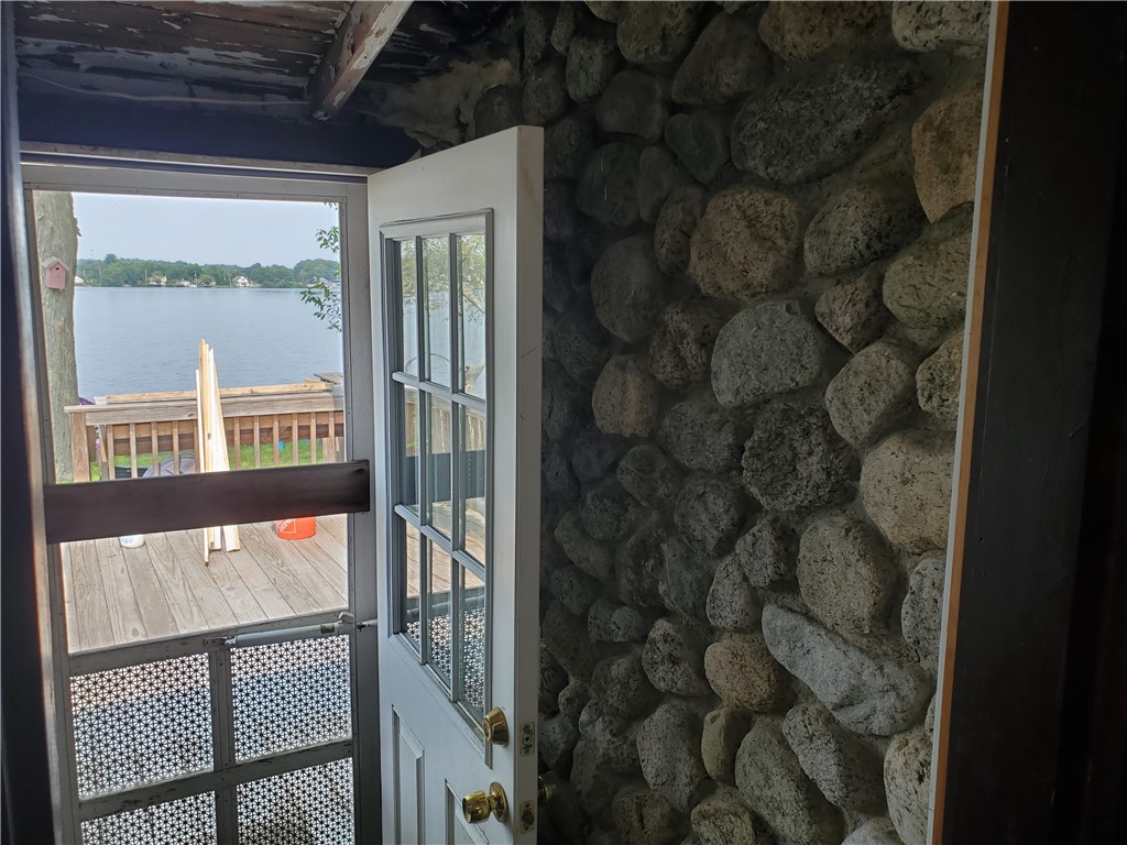 95 Mohawk Street Coventry, RI 02816 - Photo 38 of 42