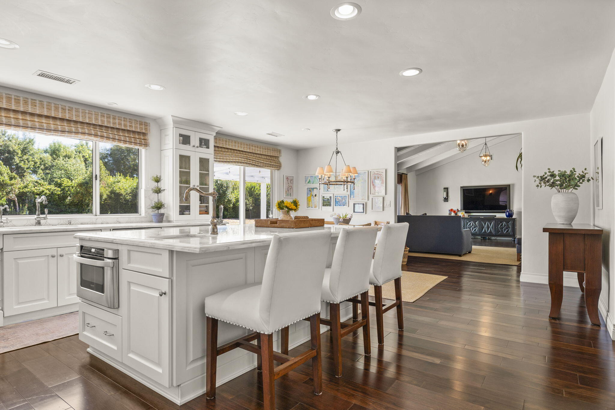 202 Boardman Road Ojai, CA 93023 - Photo 18 of 43 Open & airy