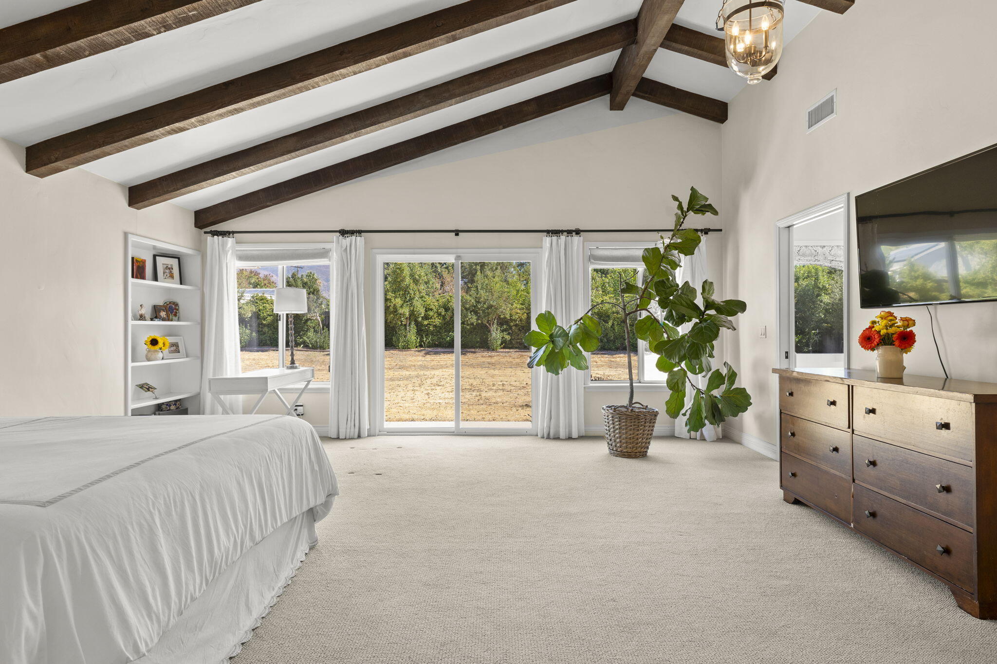 202 Boardman Road Ojai, CA 93023 - Photo 22 of 43 Primary Suite