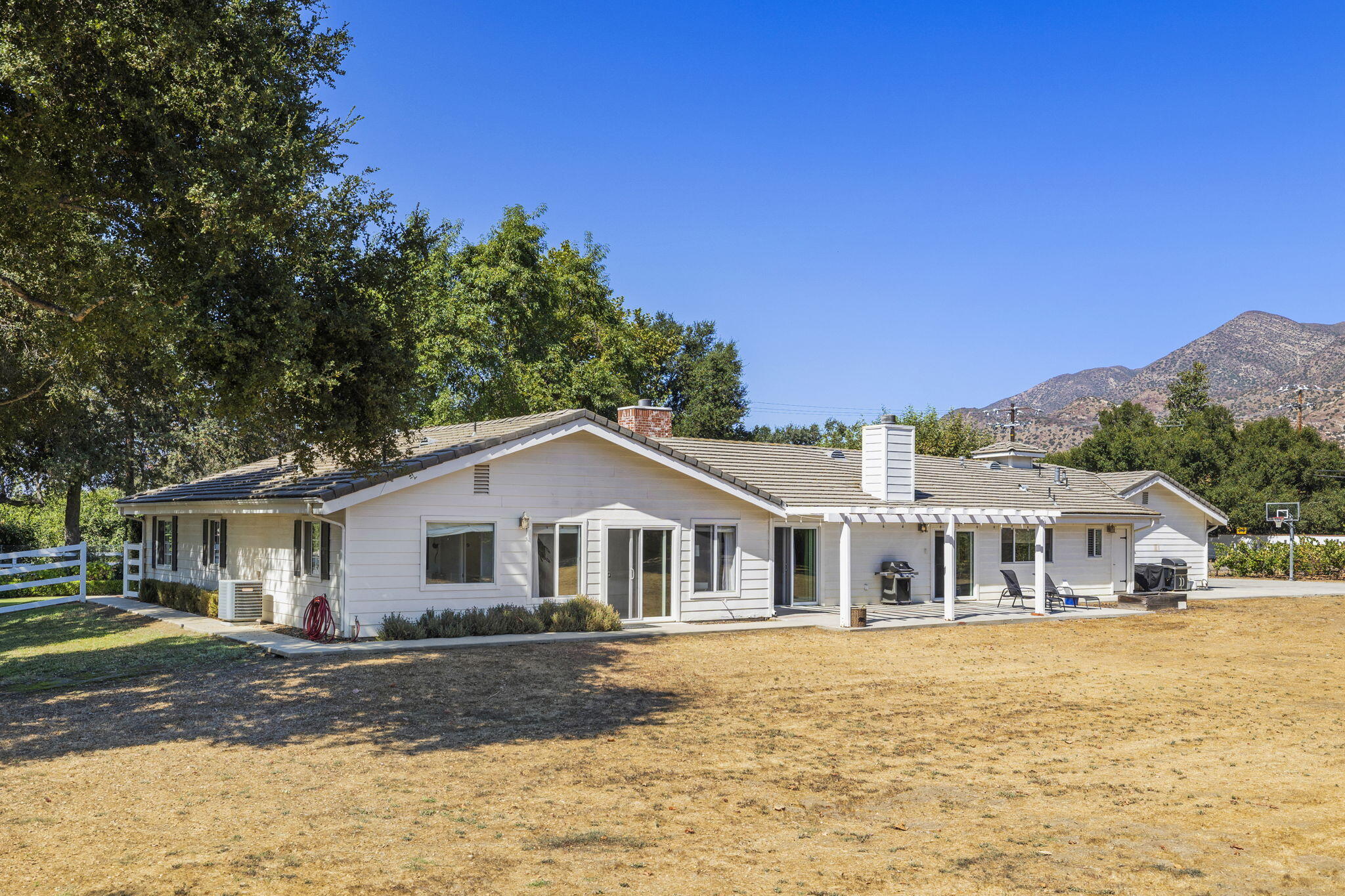 202 Boardman Road Ojai, CA 93023 - Photo 26 of 43 Open space