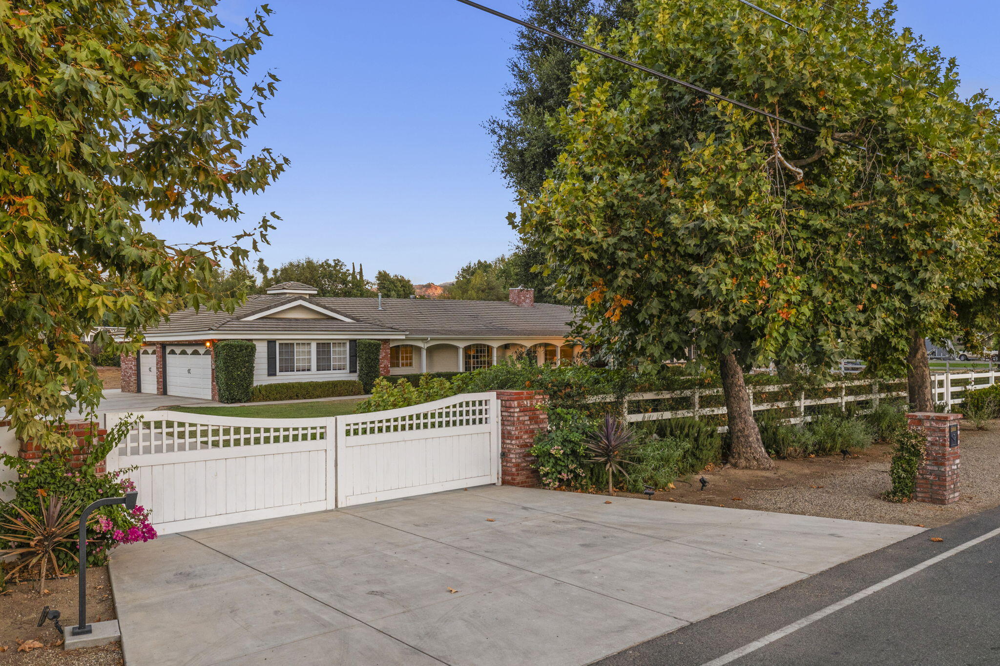 202 Boardman Road Ojai, CA 93023 - Photo 40 of 43 Fully gated