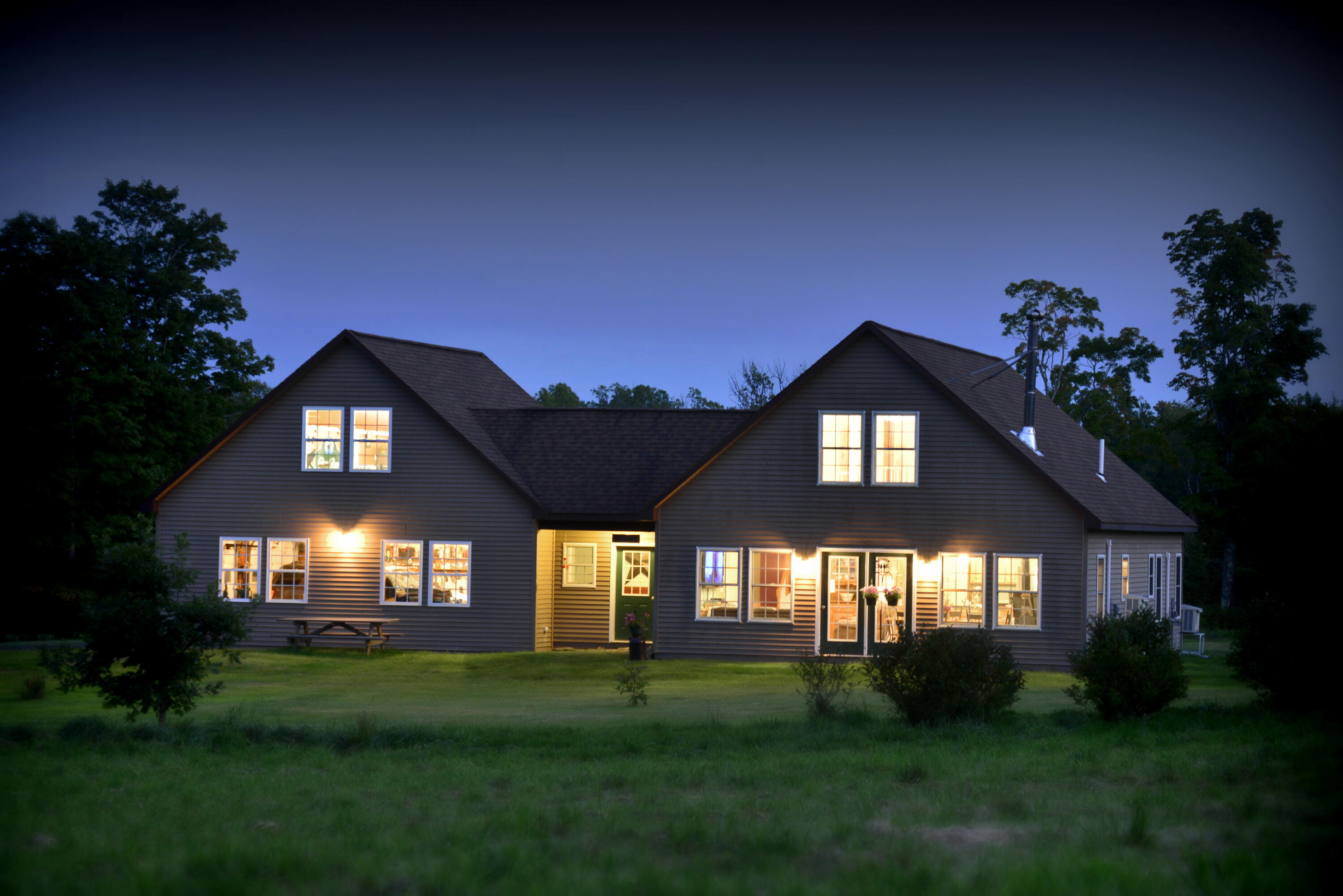HouseExtNight1