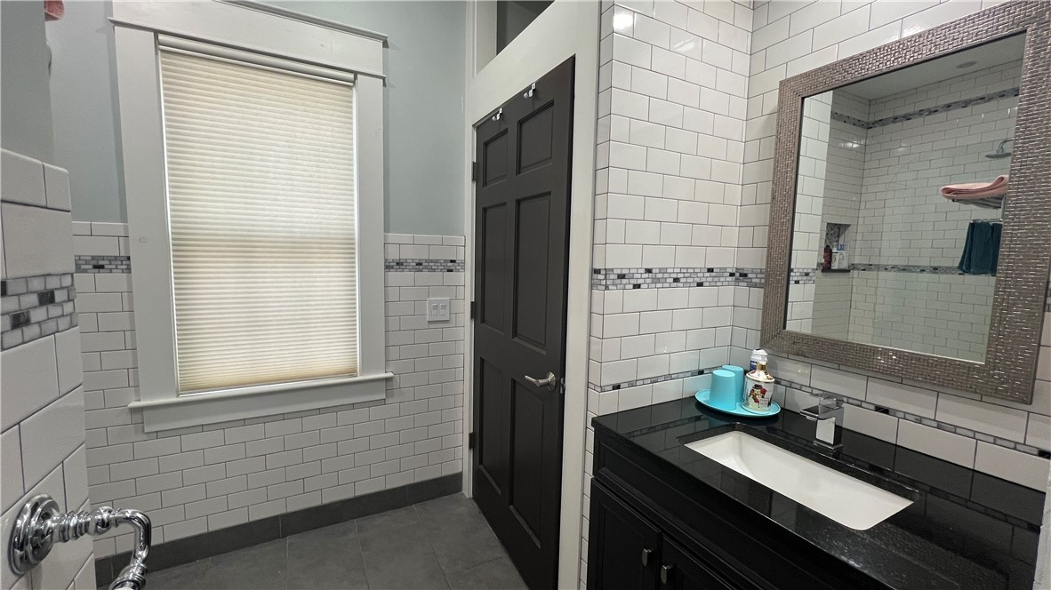 76 Pitman Street, Unit 1 Providence, RI 02906 - Photo 17 of 21