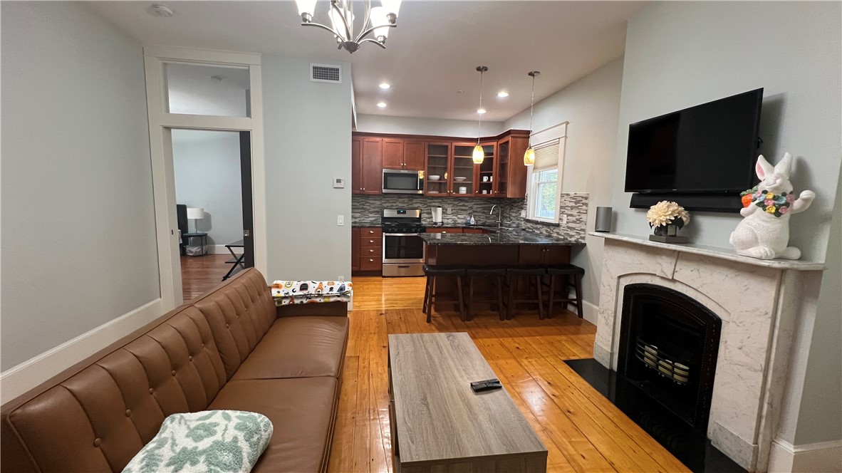 76 Pitman Street, Unit 1 Providence, RI 02906 - Photo 3 of 21