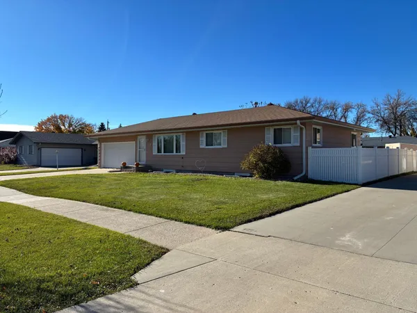 $310,000 | 3110 Broadway North, Fargo, ND 58102