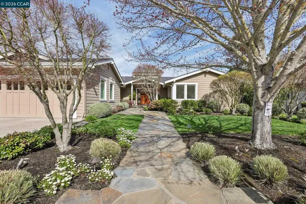 $3,000,000 | 769 Augusta Drive, Moraga, CA 94556