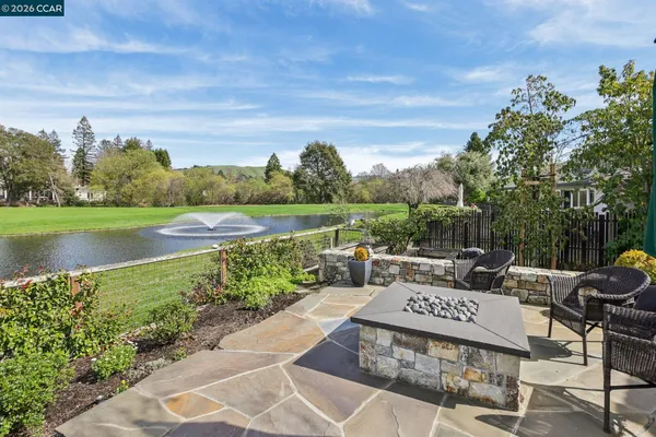 $3,000,000 | 769 Augusta Drive, Moraga, CA 94556