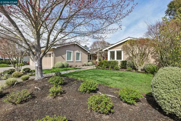 $3,000,000 | 769 Augusta Drive, Moraga, CA 94556