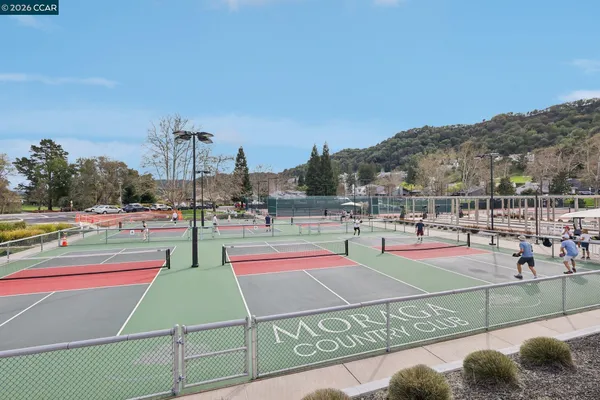 $3,000,000 | 769 Augusta Drive, Moraga, CA 94556