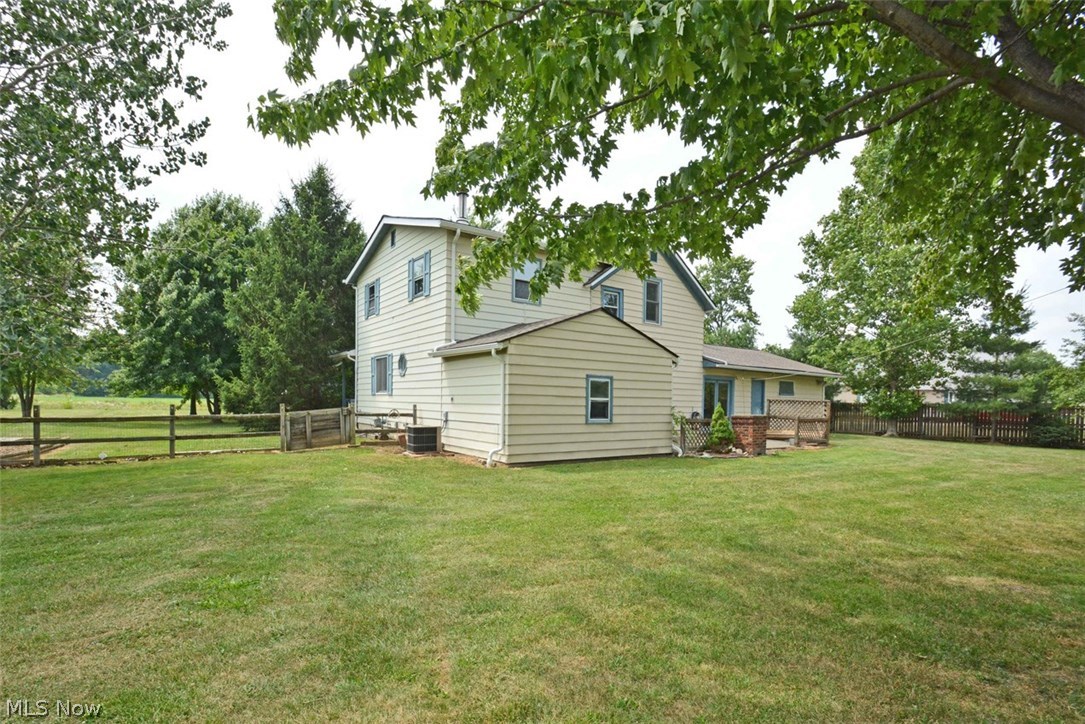 9040 Bender Road North Ridgeville, OH 44039 - Photo 23 of 30