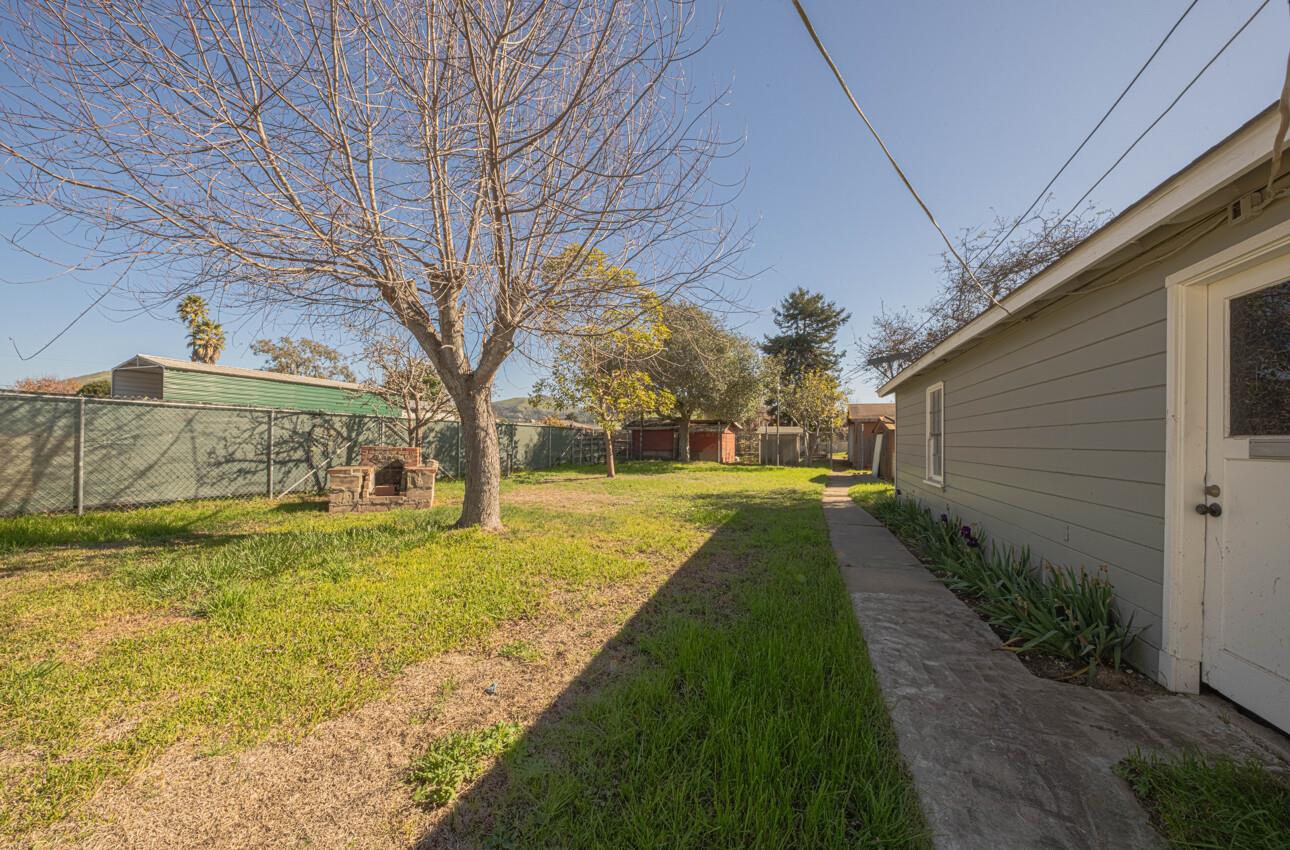 757 Middlefield Road Salinas, CA 93906 - Photo 27 of 58