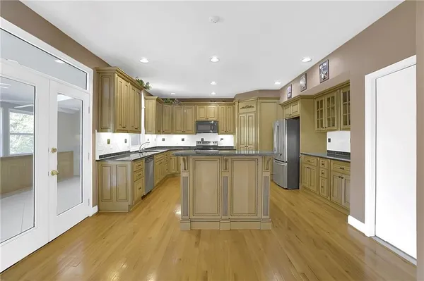 $1,095,000 | 1340 Eryn Circle, Suwanee, GA 30024