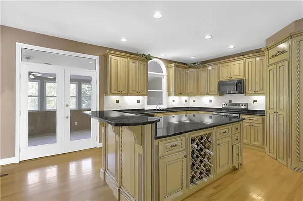 $1,095,000 | 1340 Eryn Circle, Suwanee, GA 30024