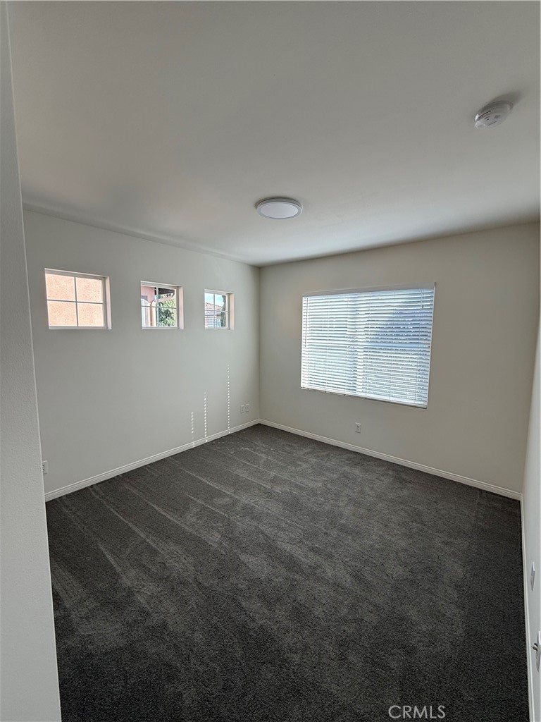 6 Ponte Irvine, CA 92606 - Photo 18 of 24 One of the secondary bedrooms.