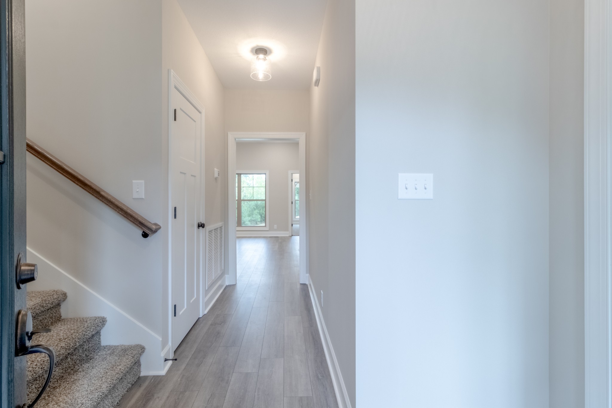 856 South Ridge Trail Clarksville, TN 37043 - Photo 5 of 40 Gallery Image 5
