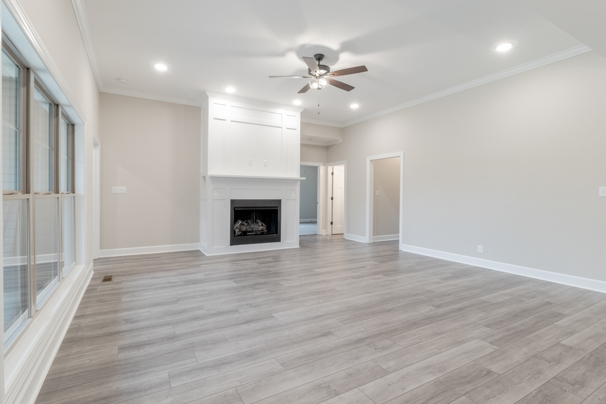 856 South Ridge Trail Clarksville, TN 37043 - Photo 7 of 40 Gallery Image 7