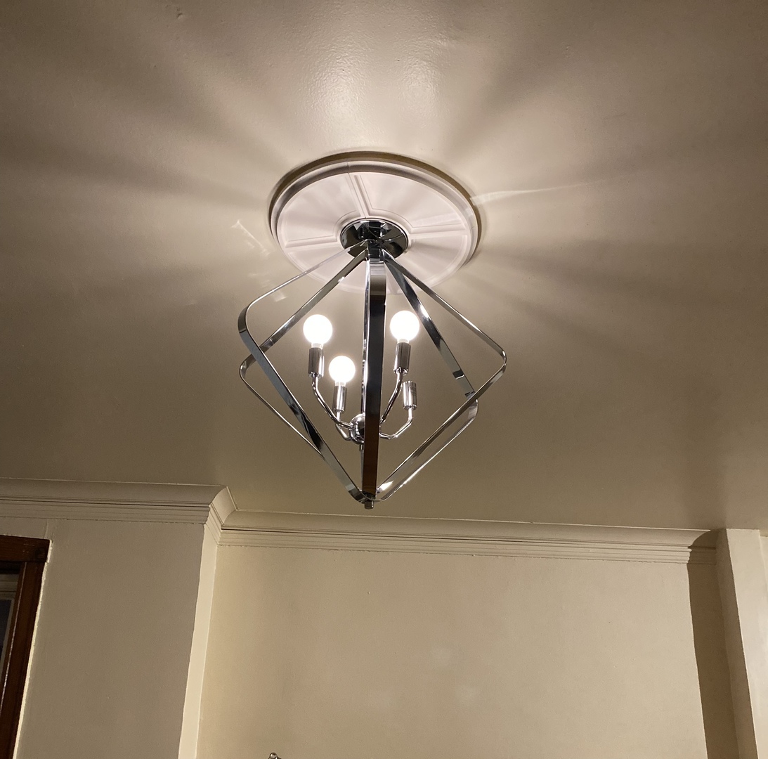 6546 South Rockwell Street, Unit 2 Chicago, IL 60629 - Photo 5 of 25 a close view of sliding door