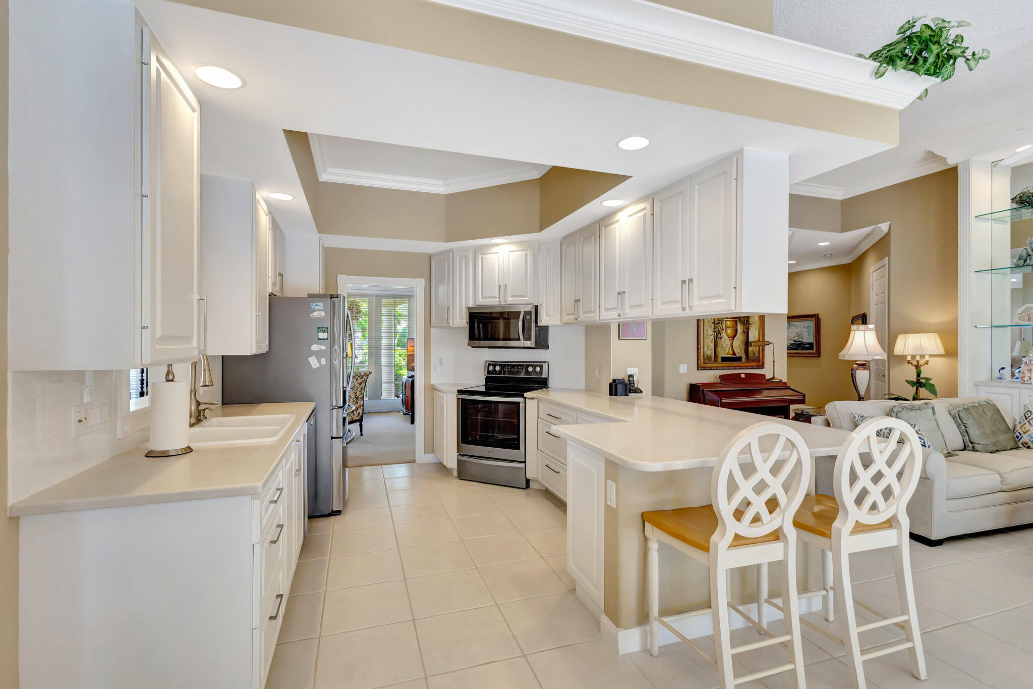 8356 Yorke Road Wellington, FL 33414 - Photo 15 of 74 Kitchen
