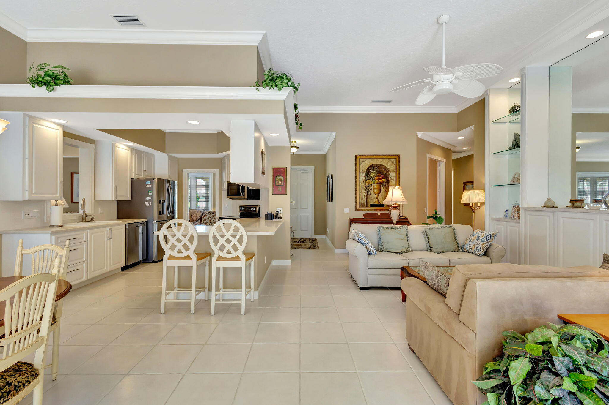 8356 Yorke Road Wellington, FL 33414 - Photo 18 of 74 Kitchen & Family Room