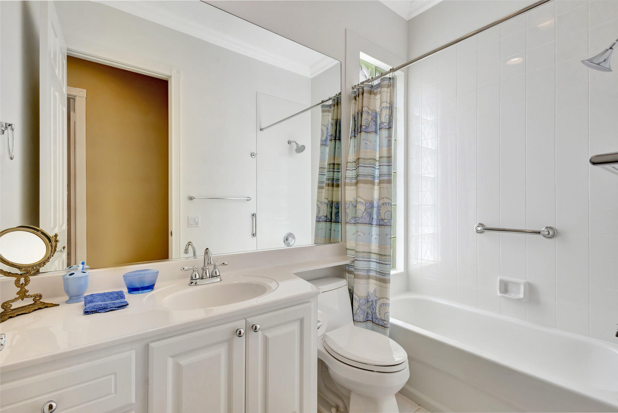 8356 Yorke Road Wellington, FL 33414 - Photo 29 of 74 Bathroom