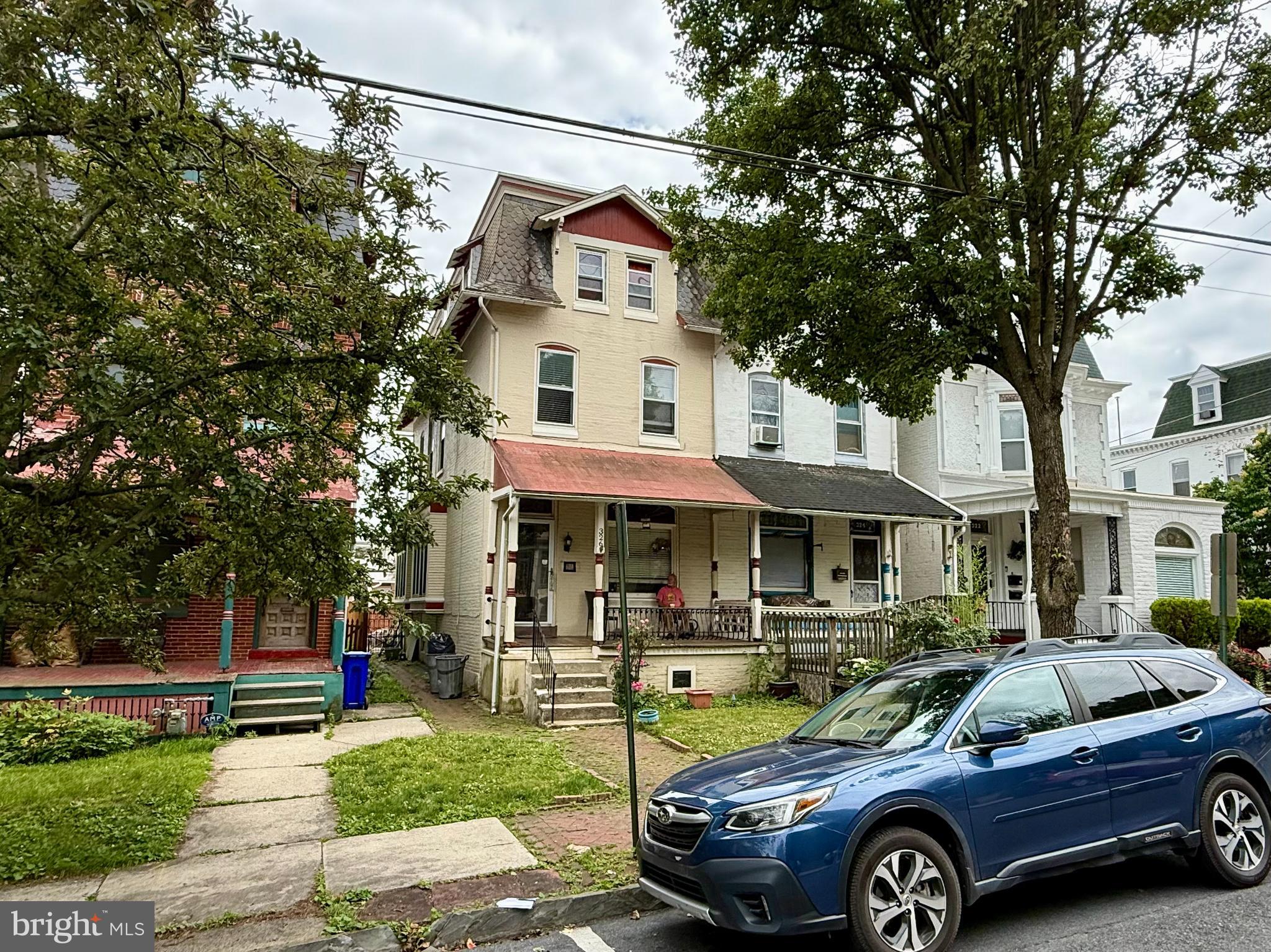 326 Windsor Street Reading, PA 19601 - Photo 2 of 7
